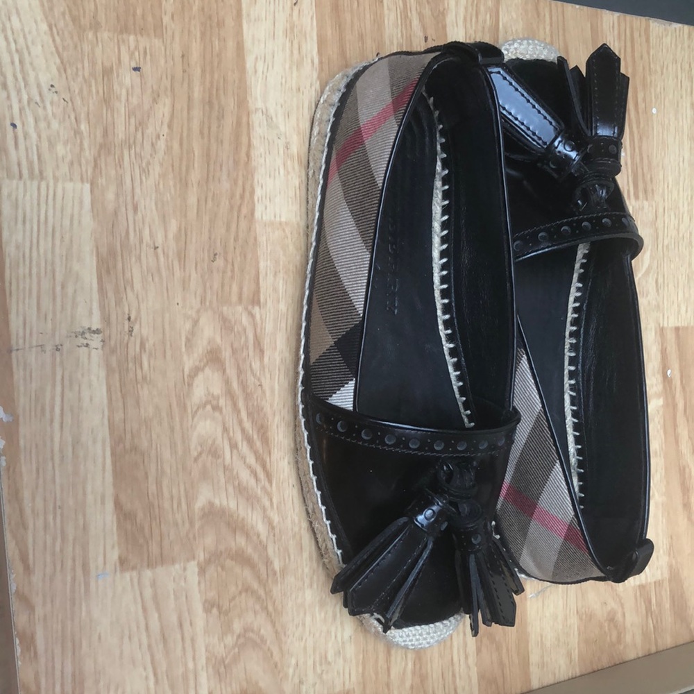 Burberry Black Patent Leather Tassel Espadrille Flats - Picture 4 of 4